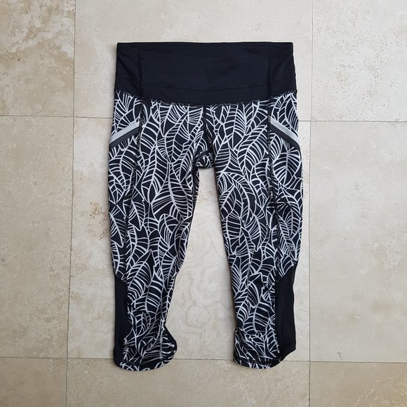 Lululemon Black & White Crop Leggings - Picture 1 of 14
